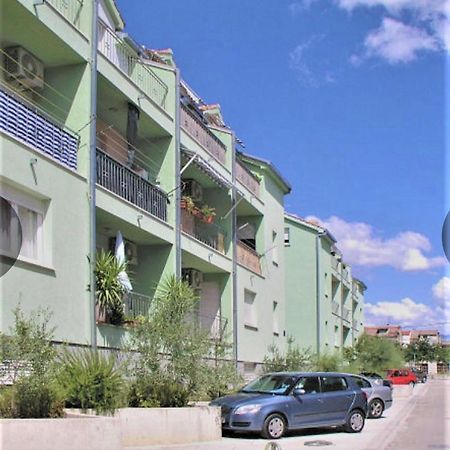 Apartman Scotti Kaštela Exterior foto